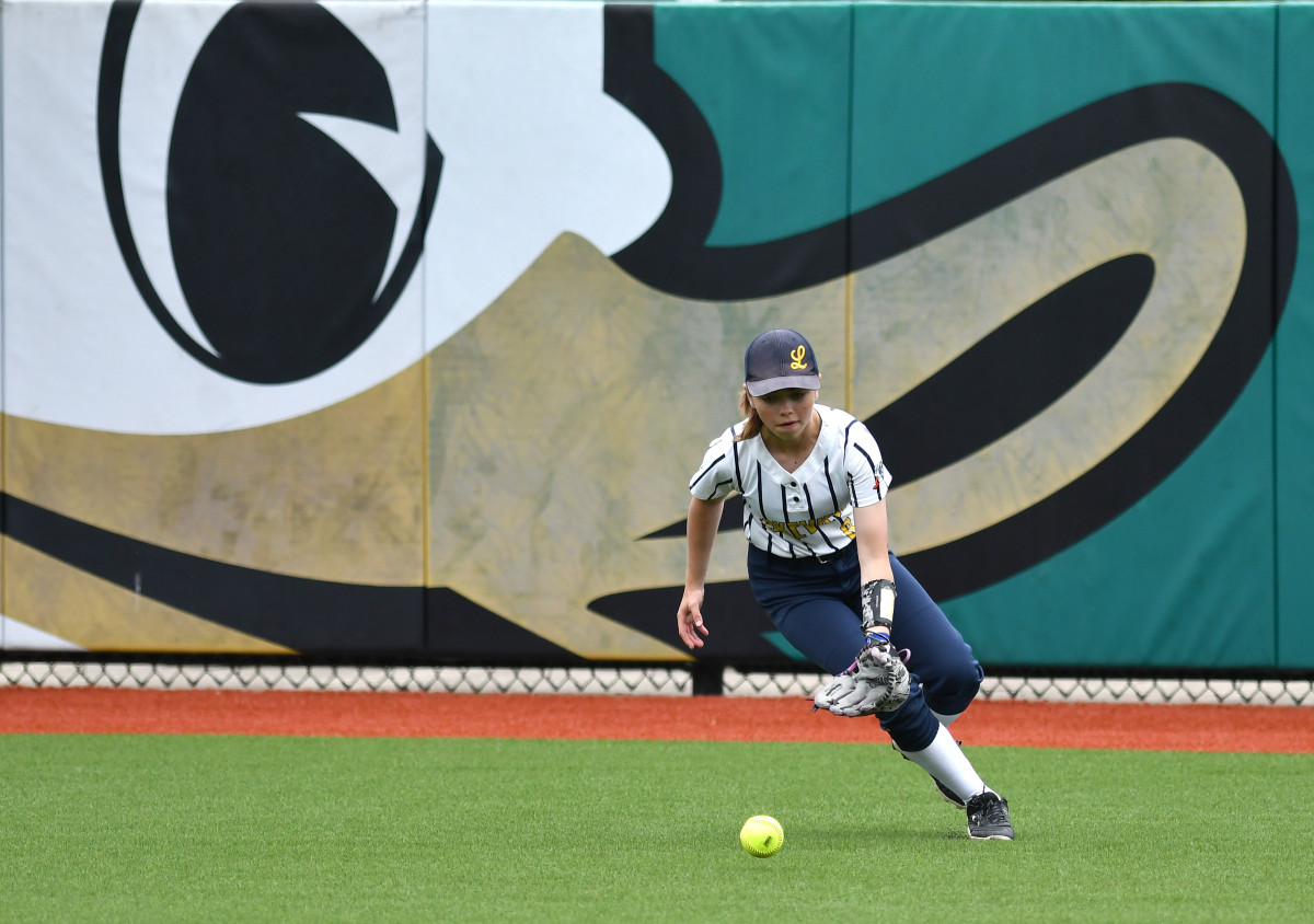 Lakeview Grant Union 2A:1A softball final Taylor Balkom 20